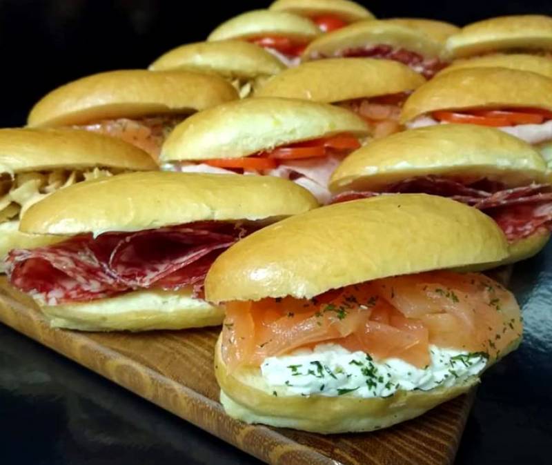 Navettes variées : bœuf/porc/saumon/foie gras